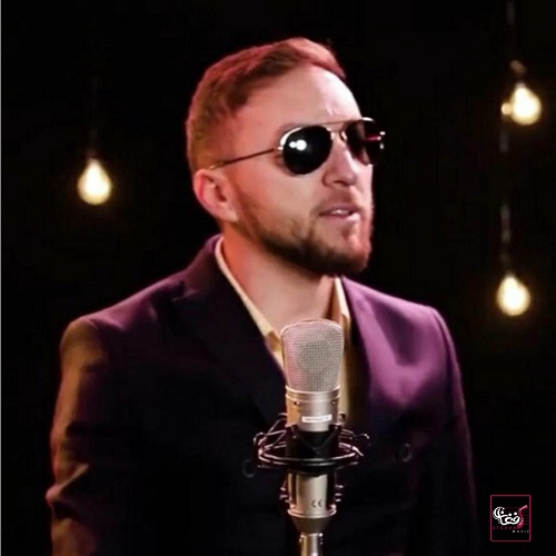 ساحل عزیزی پیراهن آبی