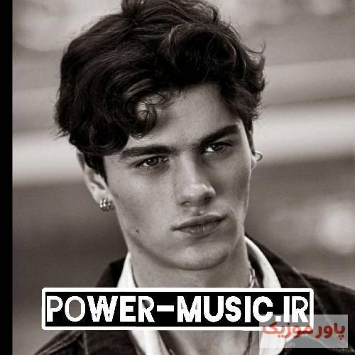  بهش گفتم دردای پنهان زیاد رویه دوشم گفت عشق پایان