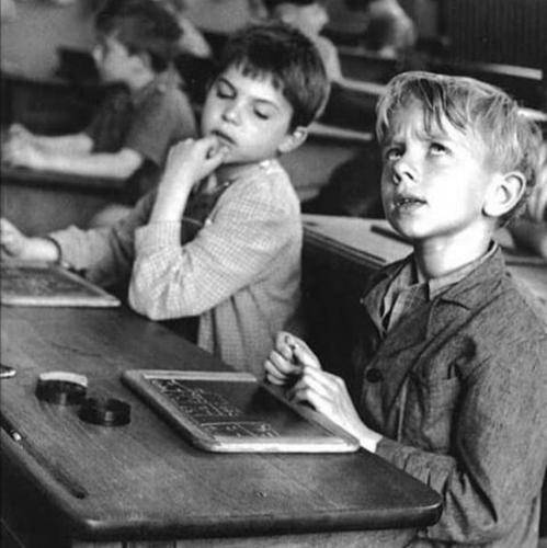 عینی اسمی رفیقکم دنیا بی تو عذاوه