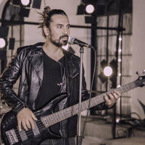 امیرعباس گلاب بهترین حال جهان را دارم با تو پیدا و نهان را دارم