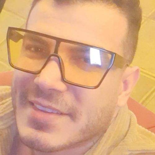 فرهاد فرهادی عه سر لشیل آه نالم دی دتیل بی باوم پا دیوارم دی