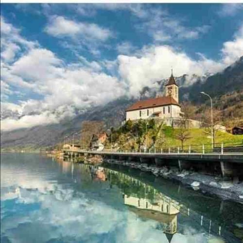 برگرد از این دیوانگی یا قانعم کن یا نرو با صدای زن