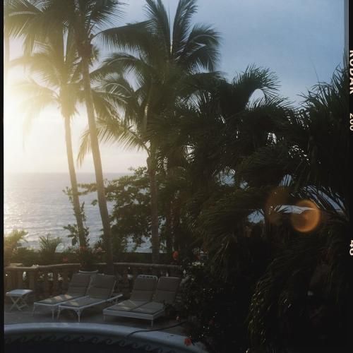  اگه مه یار نباشی خل بومه با صدای دختر