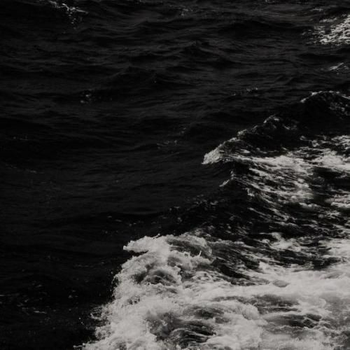 تو خیابونا پک و پاره کثیف کلاویه ان برا من