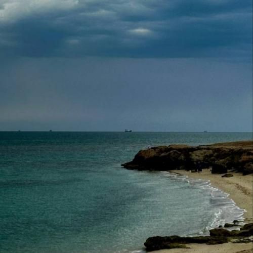 هرچی که میخوام بهم میدی چشمات مشکیه ال اس دی نی