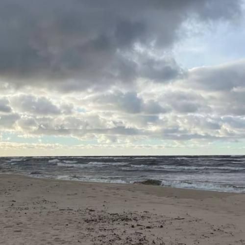 دوست دارم بمیرم شب تولدم قبلا احساسی ولی الان