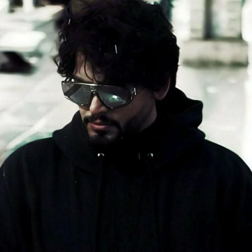 علی علیزاده بغلم کن که هوا سردتر از این نشود زندگی