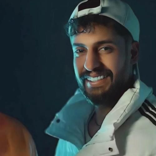 ساواش عروسک قشنگ من بیا برس به داد من