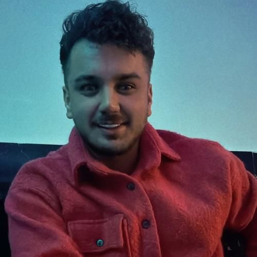 ساشا کیا بغلم کن