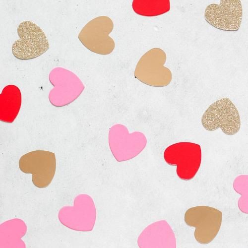 بانو من عاشقتم پروانه میشم واسه ی شمع